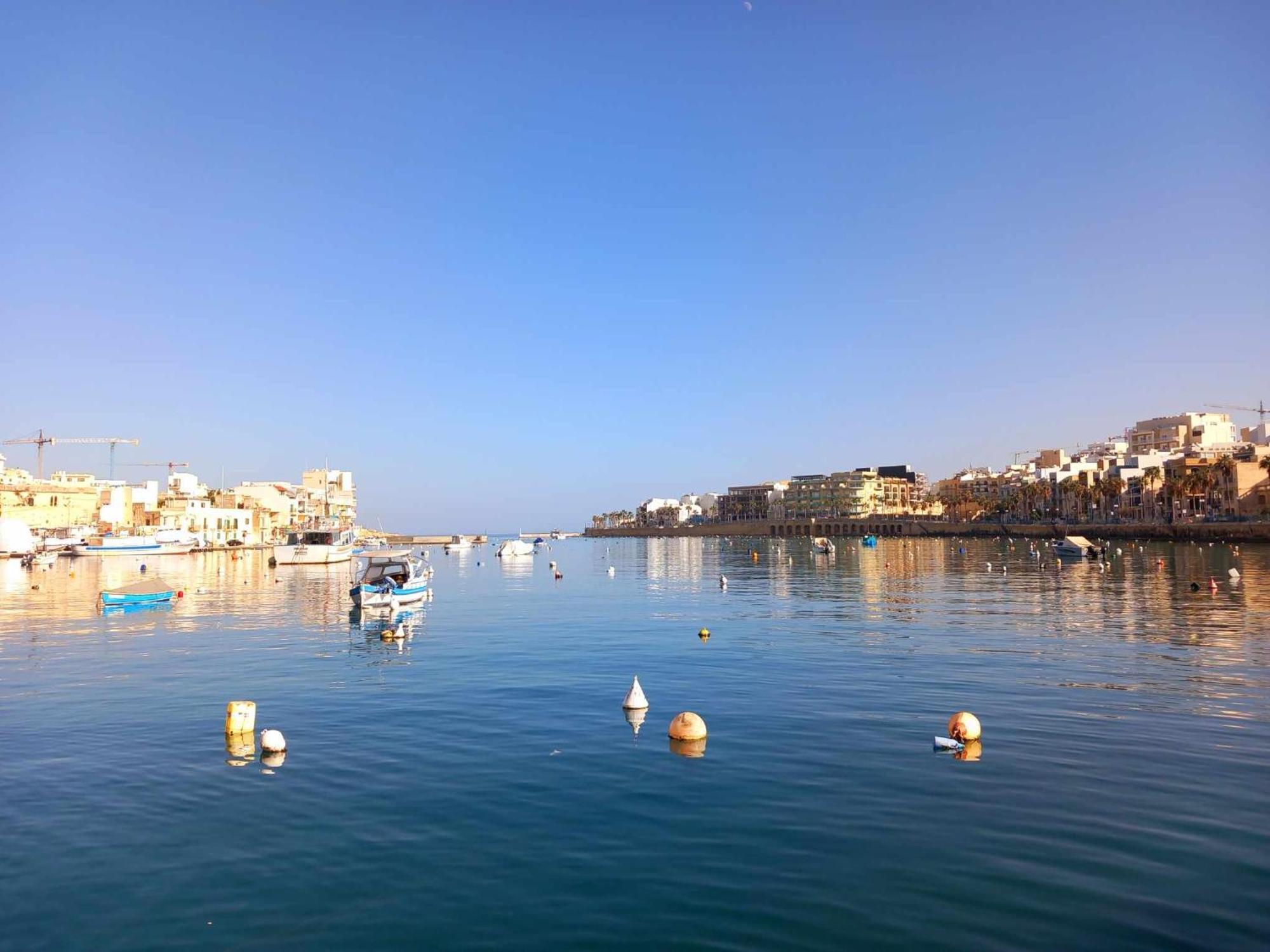 Large, 3 Bedroom In Marsascala Apartment *