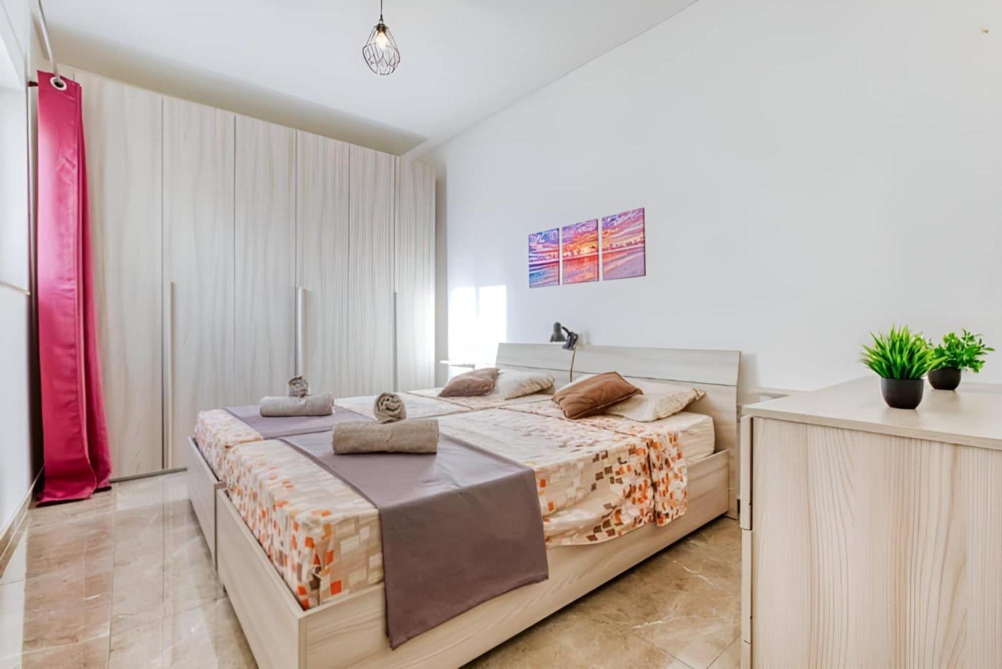Apartment Large, 3 Bedroom In Marsascala Marsaskala