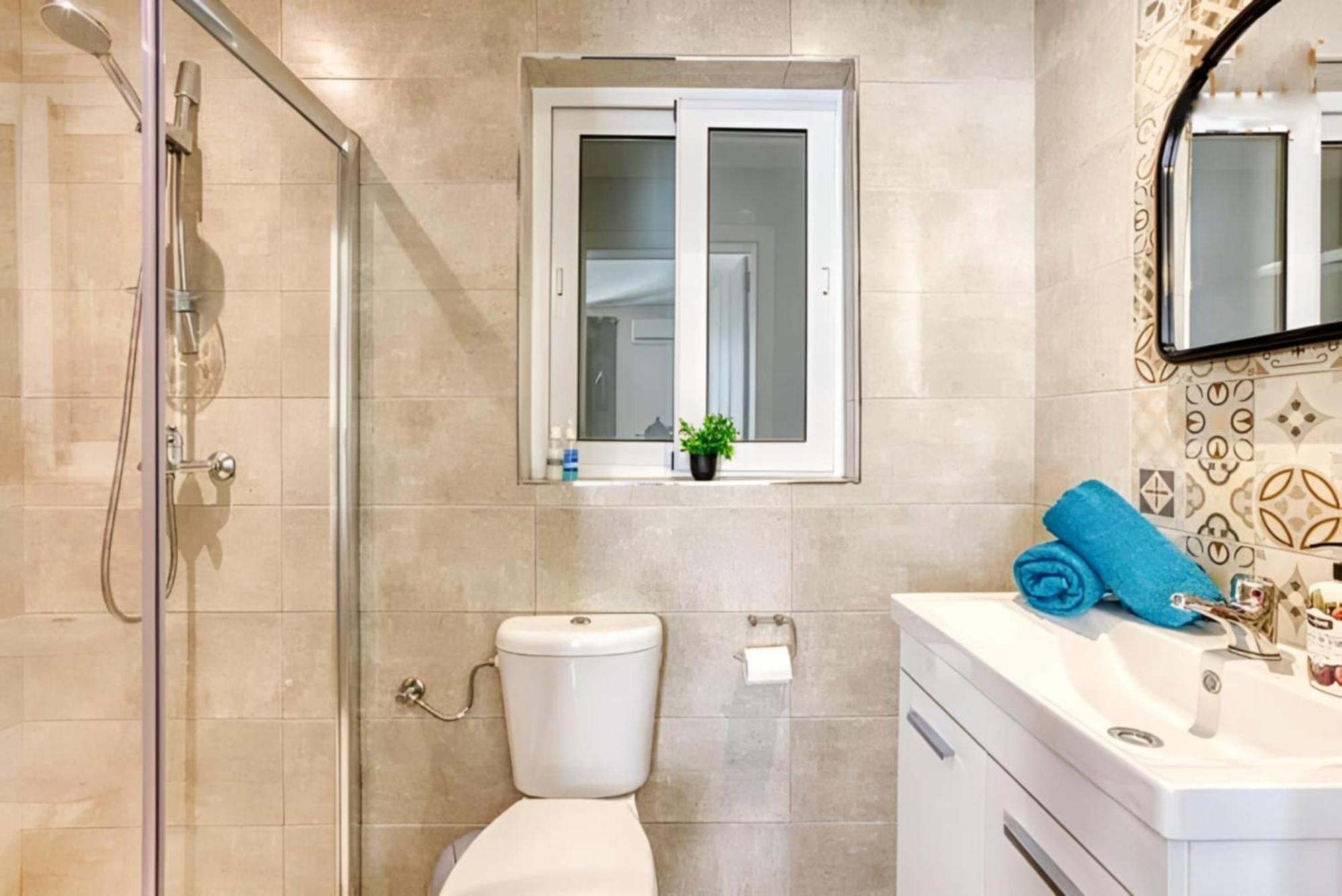 Large, 3 Bedroom In Marsascala Marsaskala