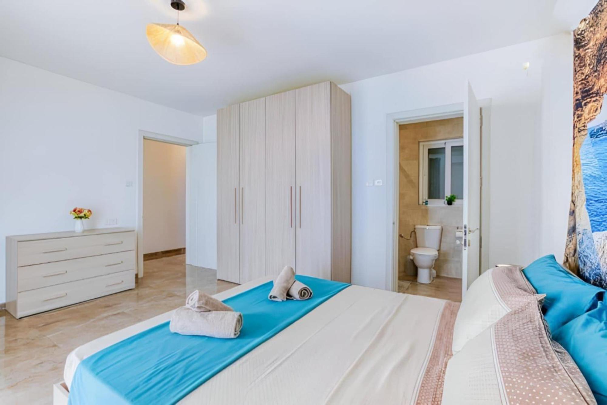 Large, 3 Bedroom In Marsascala * Marsaskala