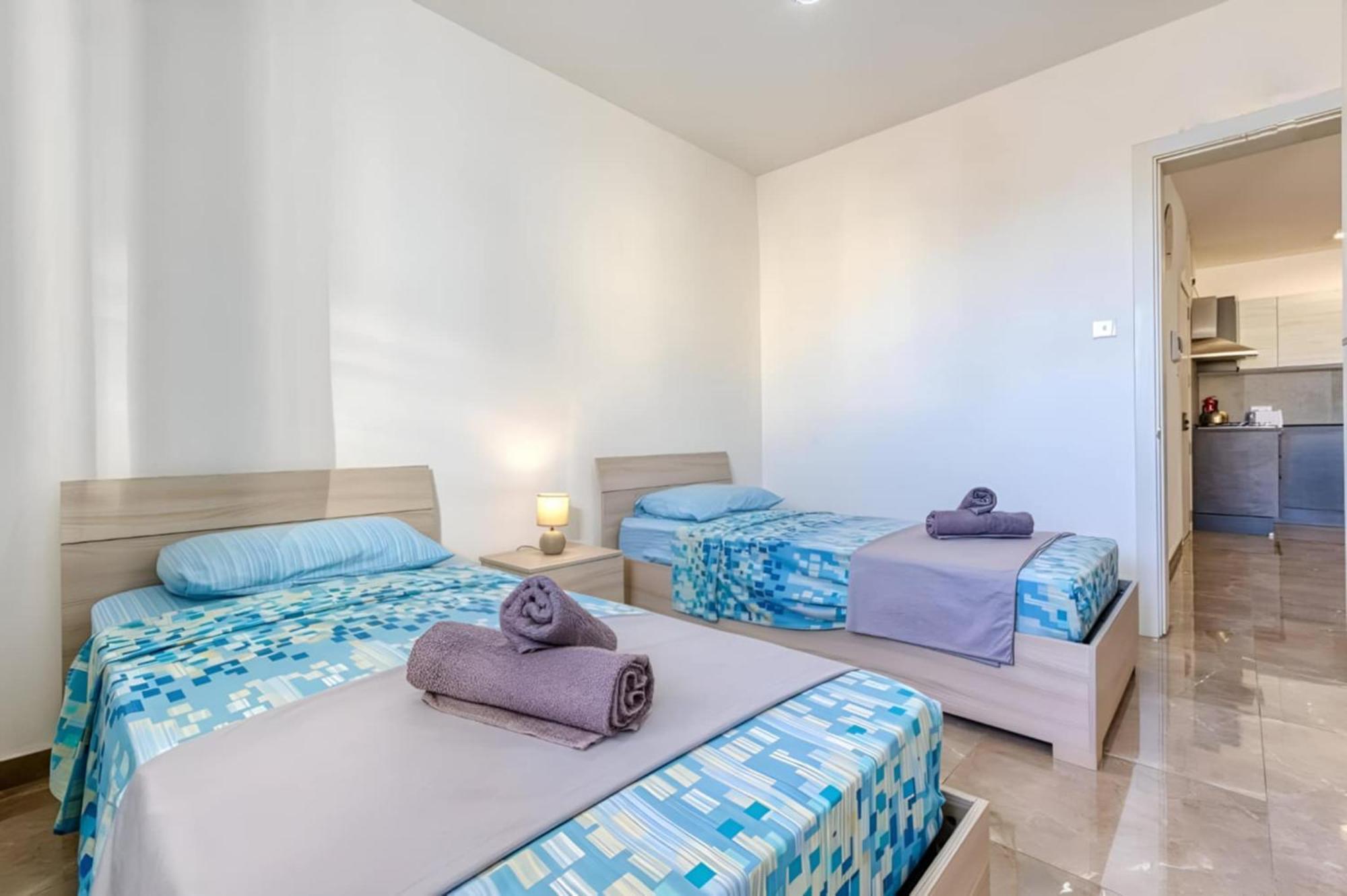 Large, 3 Bedroom In Marsascala * Marsaskala